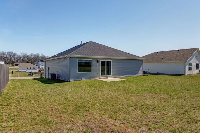 Building Photo - Charming 3 bedroom in Nixa schools!