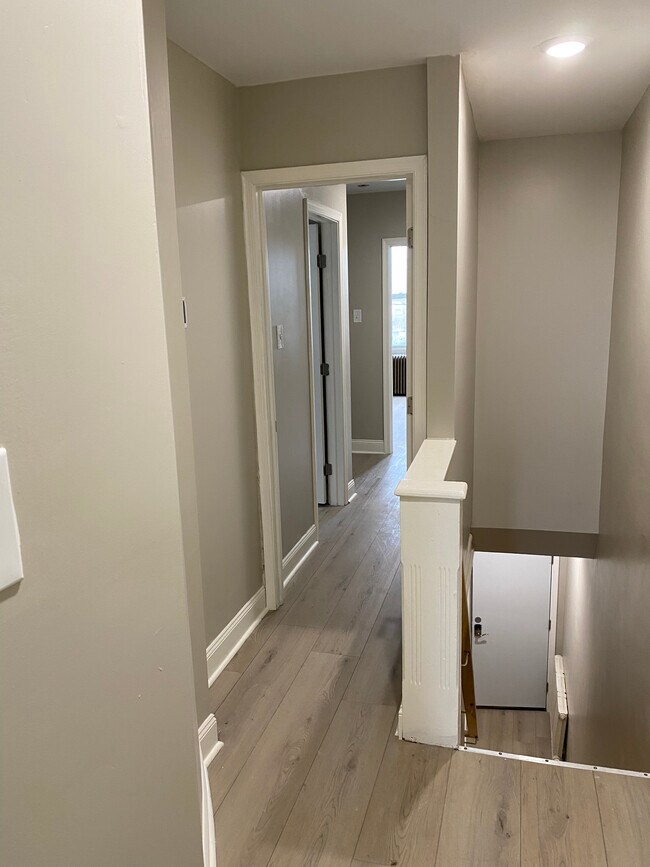 Foto del edificio - 2144 Bridge St