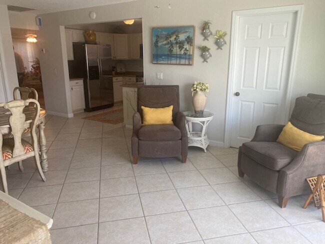 Foto del edificio - 3/2 furnished annual in Cape Coral