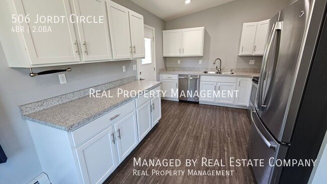 Building Photo - 506 Jordt Cir