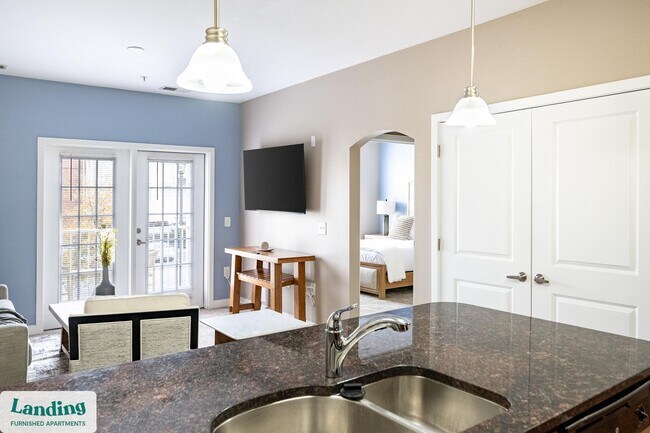 Foto del edificio - 6115 Tidewater Dr