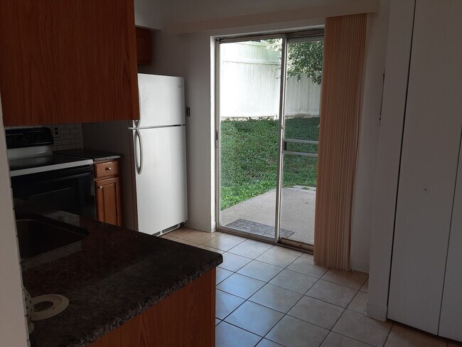 Foto del edificio - 1308 Parkridge Ct