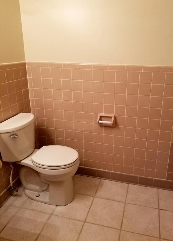 Foto del edificio - 1 Country Club Rd. Apt B