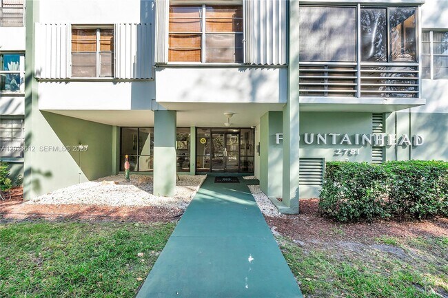 Foto del edificio - 2781 Taft St