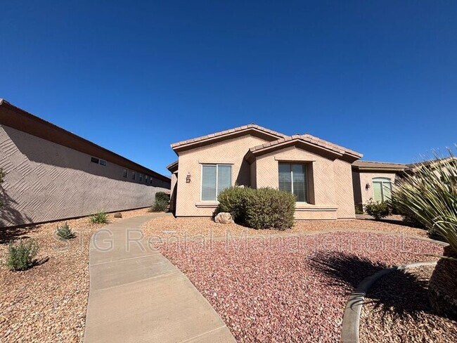 Foto del edificio - 3753 E Canyon Crest Ave