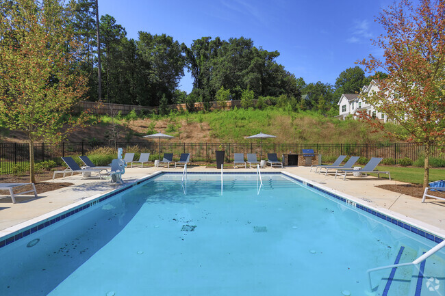 Piscina - Covey Homes Newnan Village