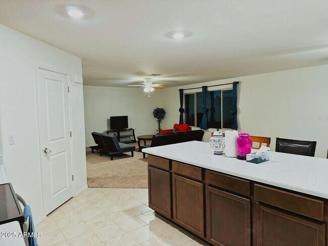 Foto del edificio - 5418 S 26th Ln