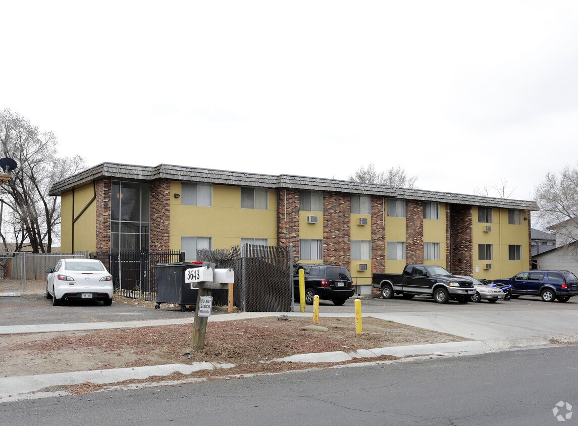 Michigan Villa Apartments Colorado Springs, CO