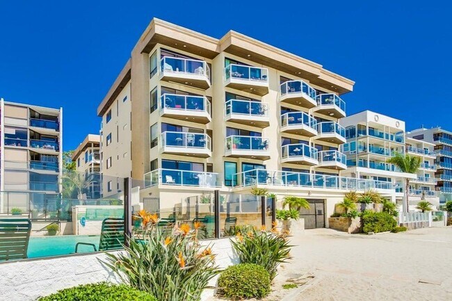 Foto del edificio - 3888 Riviera Dr