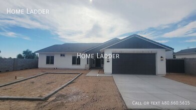 Building Photo - 926 N 97th Way