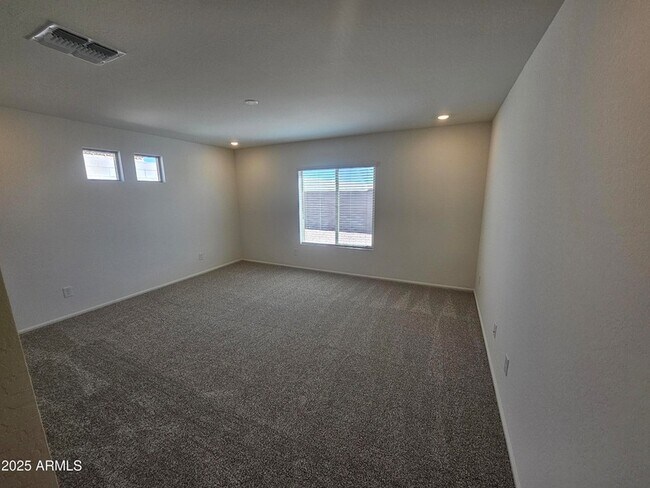 Foto del edificio - 1225 N 13th St