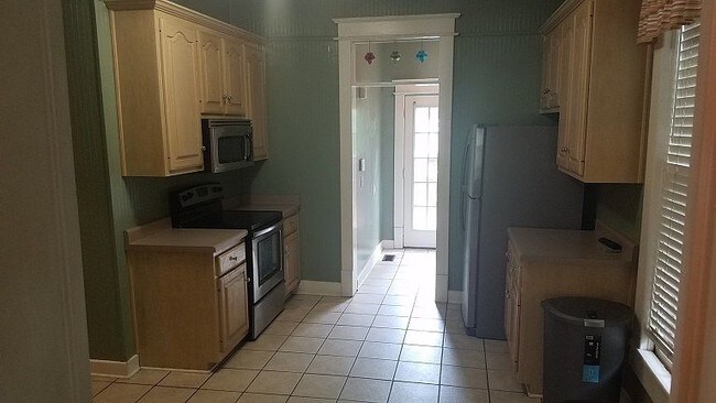 Foto del edificio - 1415 Douglas Ave