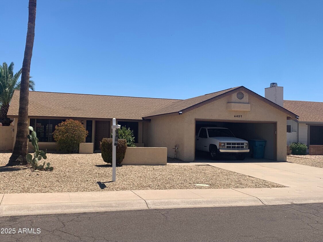Primary Photo - 6827 E Phelps Rd