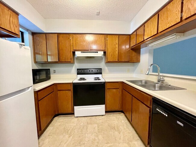 Building Photo - Harbison