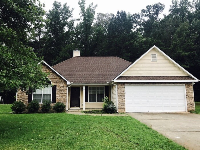 Foto principal - 2899 Stone Creek Dr