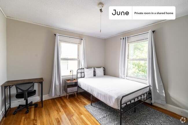Building Photo - Private bedroom in 4 bed/1 bath Home