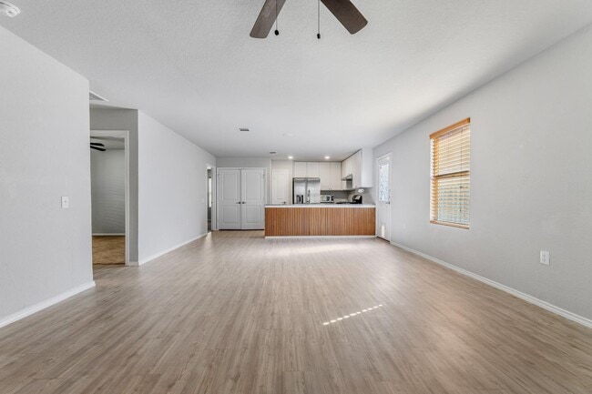 Building Photo - 7238 Rosada Way