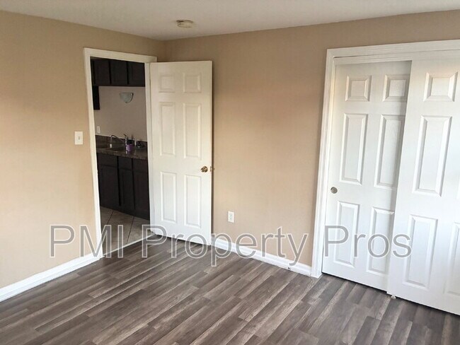 Foto del edificio - 4626 N 39th St