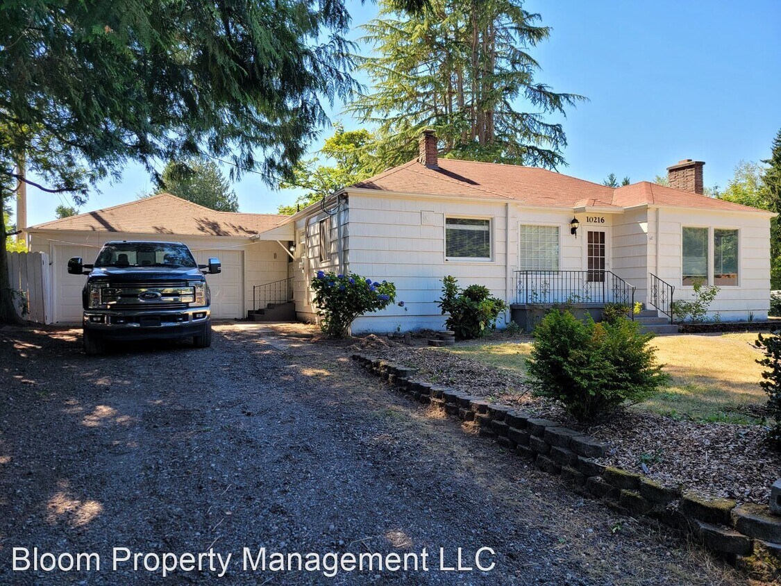 Foto principal - 3 br, 1 bath House - 10216 Patterson ST s