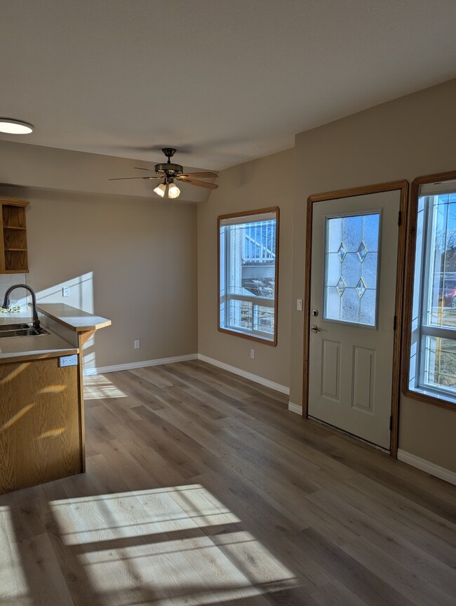 Building Photo - 7 Crystal Ridge Cove