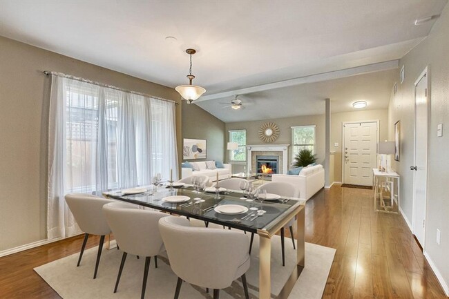 Foto del edificio - 12907 Covington Trail