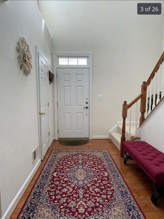 Foto del edificio - 8162 Gilroy Dr