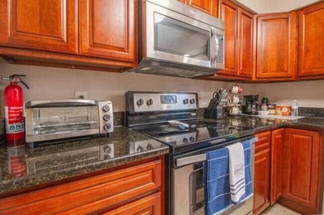 Foto del edificio - 1324 Catalpa Ln