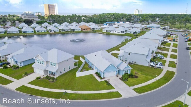 Building Photo - 4 br, 3 bath House - 123 Moonraker Circle