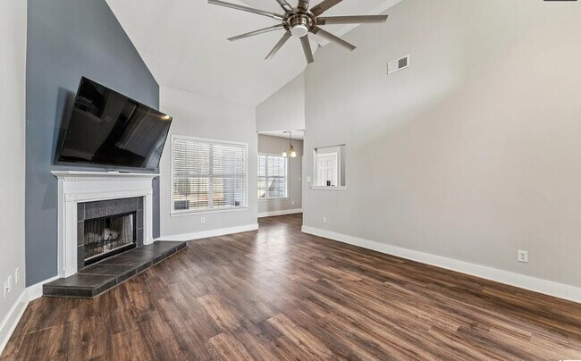 Foto del edificio - 2012 Ansley Dr