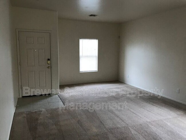 Foto del edificio - 5254 W Glass Ln