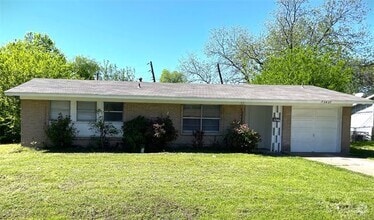 Building Photo - 3627 Flamingo Way