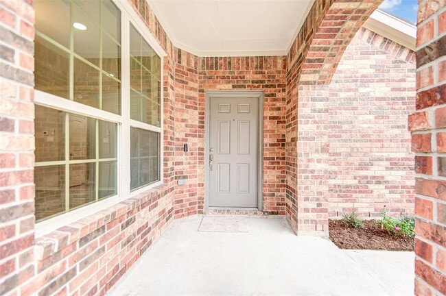 Foto del edificio - 1610 Thornhollow Dr