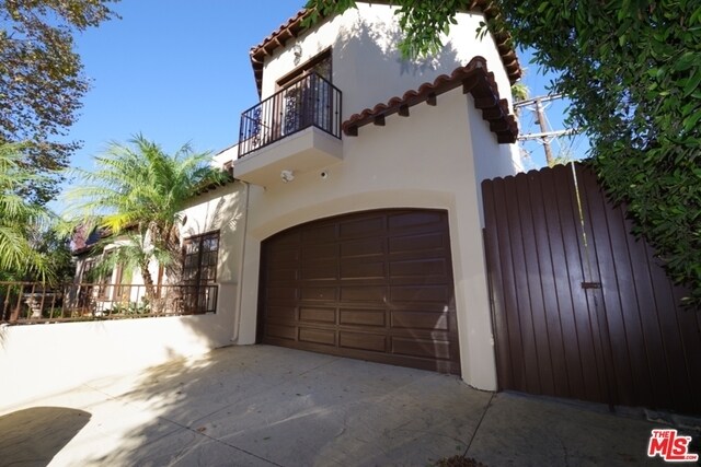 Foto del edificio - 10348 Calvin Ave