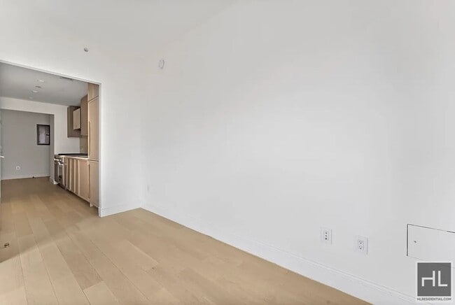 Building Photo - PARK AVENUE