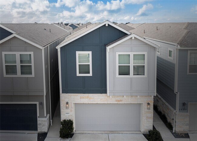 Foto del edificio - 1523 Parkland Oak Dr