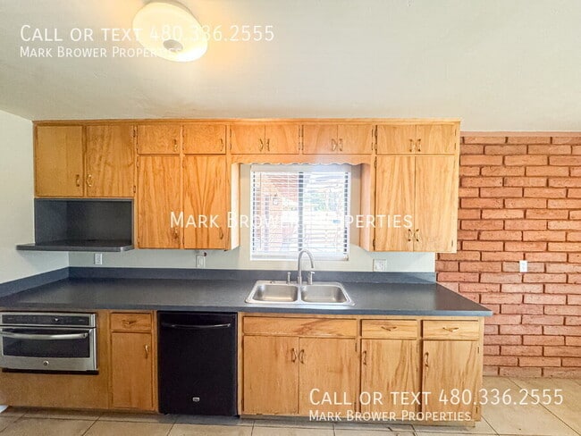 Foto del edificio - 505 E Loma Vista Dr