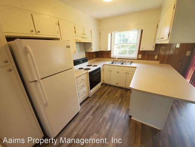 Building Photo - 3 br, 2 bath House - 6133 Santa Fe Dr.
