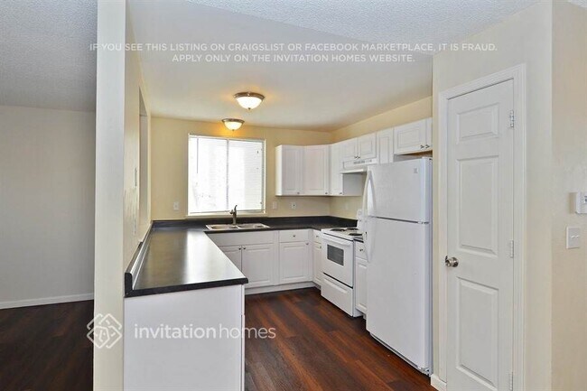 Foto del edificio - 17634 Snowberry Way