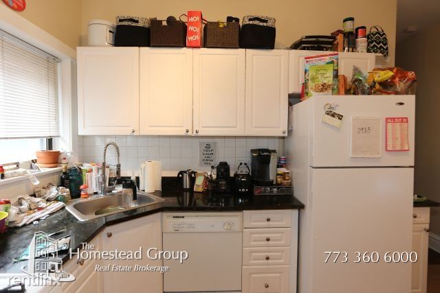 Building Photo - 4265 N Broadway St