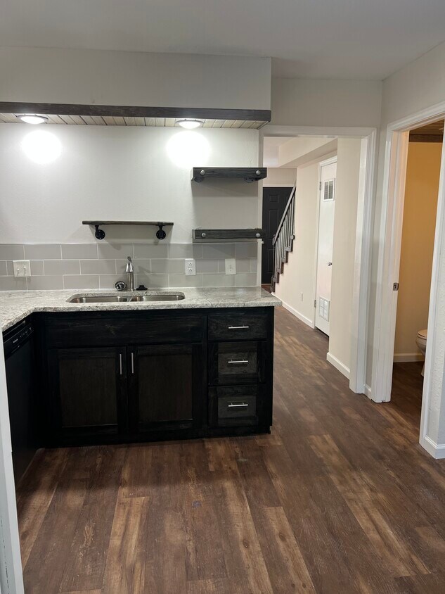 Foto principal - 1228 Apple Glen St