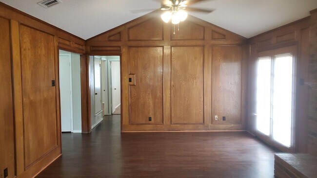 Foto del edificio - Great Garland Home!  Move in ready