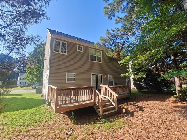 Building Photo - 2625 Piney Ridge Dr