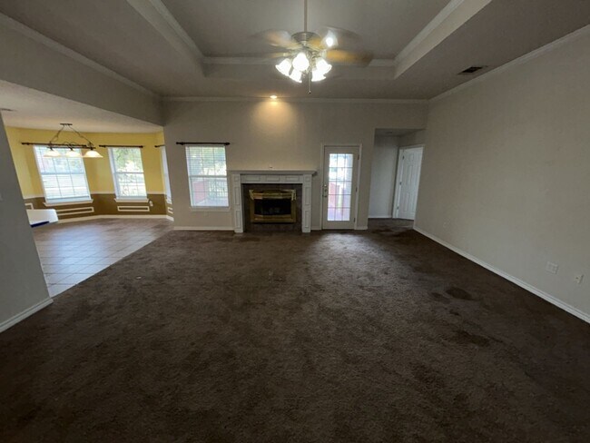 Building Photo - 535 Nathan Dr