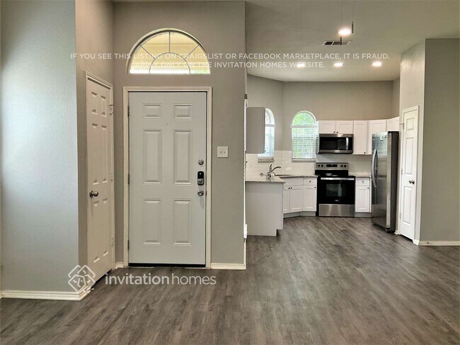 Foto del edificio - 3816 Sycamore Ln