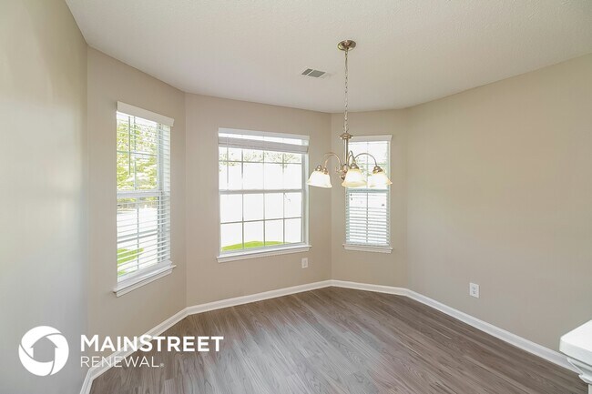 Foto del edificio - 4325 Holliday Rd