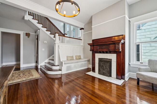 Foto del edificio - 1118 Colquitt Ave NE