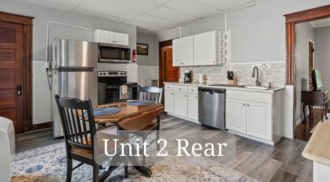 Building Photo - 41 Burbank St