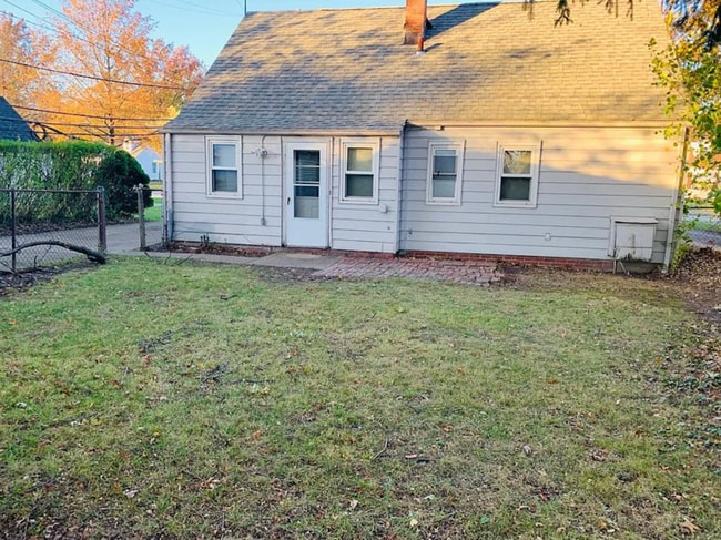 Building Photo - 23292 Williams Ave