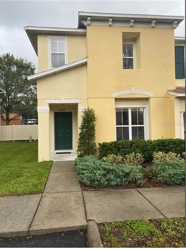 Foto principal - 8729 Sheldon Creek Blvd