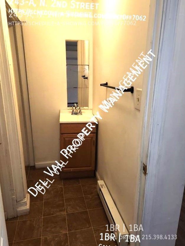 Building Photo - Updated 1-Bedroom 1st FL Apartment For Ren...